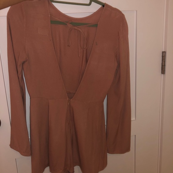 Long Sleeve nude Romper - Picture 5 of 6